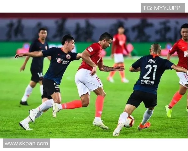 杭州足球队以63分领跑挑战赛积分榜展现强劲实力与团队合作精神